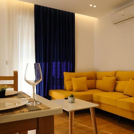 2E Center Apartment Tirana Esterno foto