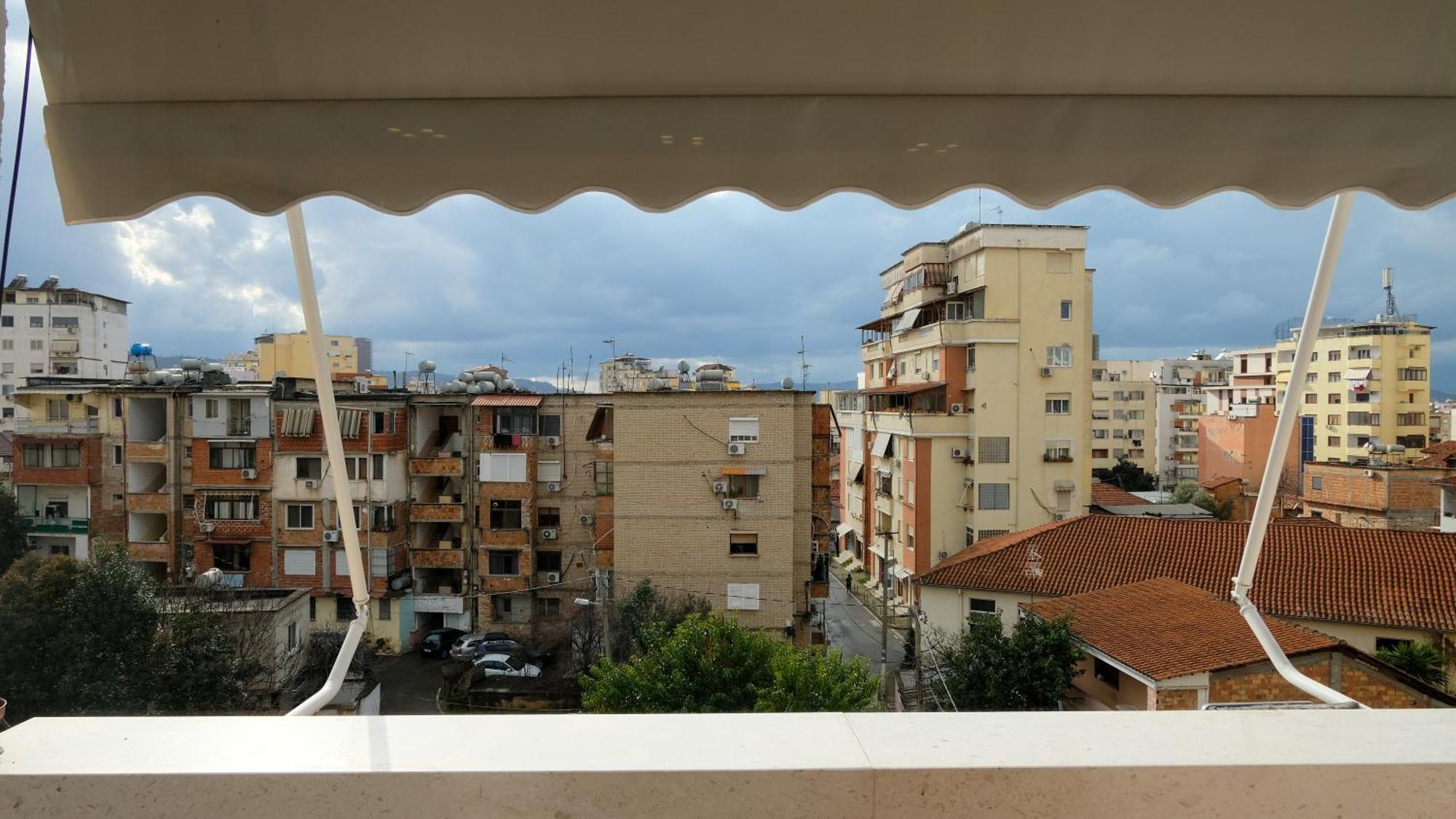 2E Center Apartment Tirana Esterno foto