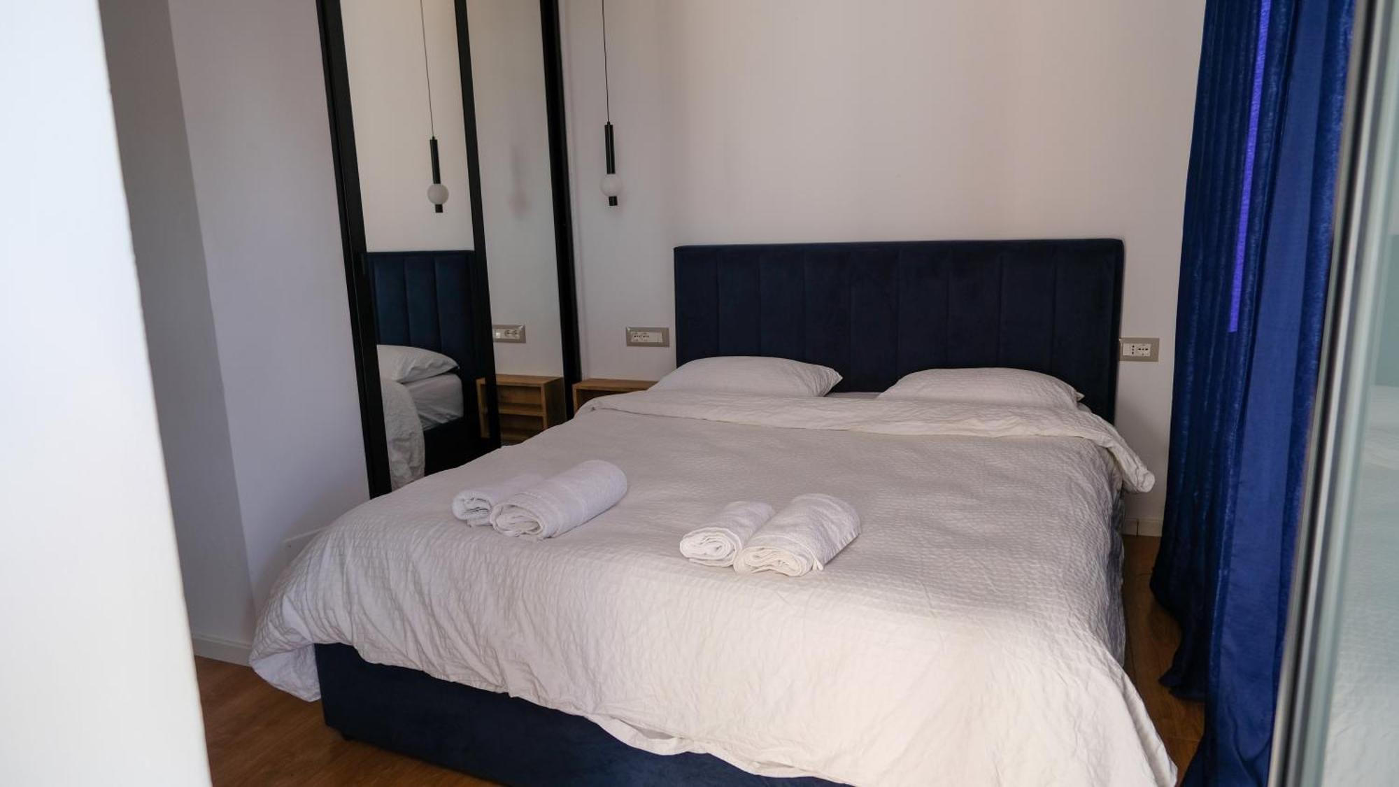 2E Center Apartment Tirana Esterno foto